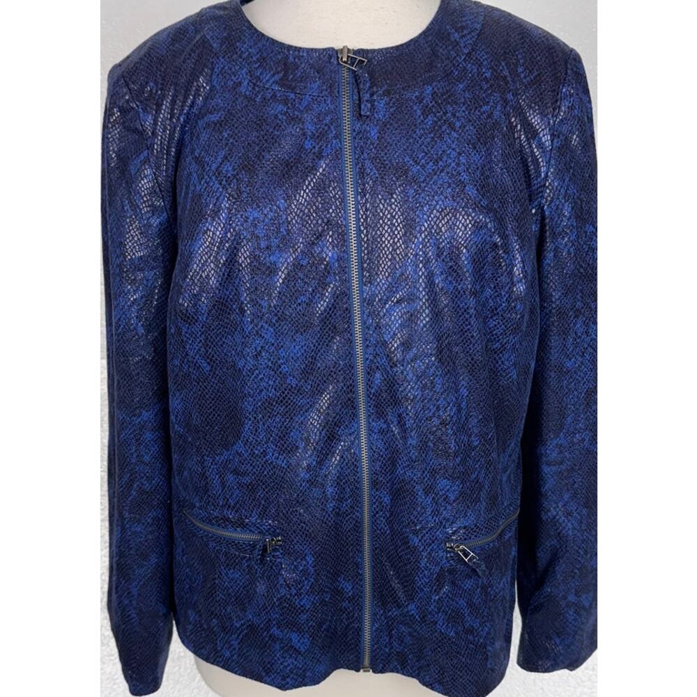 JM Collection Size 14 Blue Faux Snakeskin Print Full Zip Jacket Metallic Texture - Picture 6 of 9